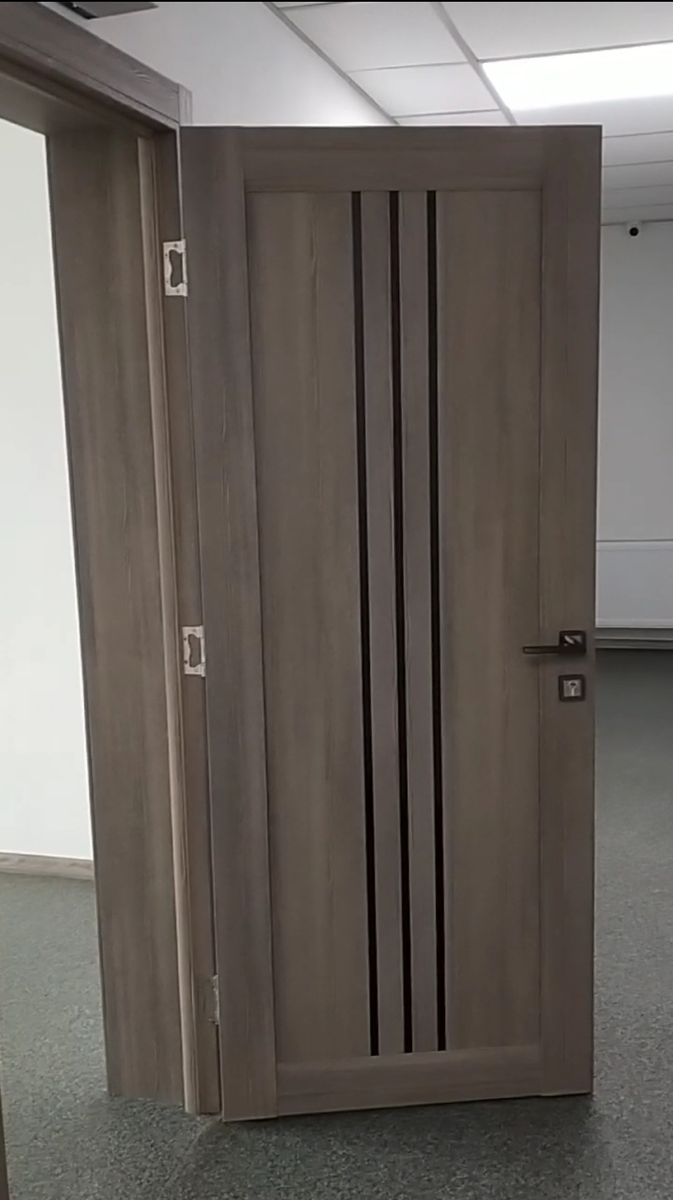 1833449670914517