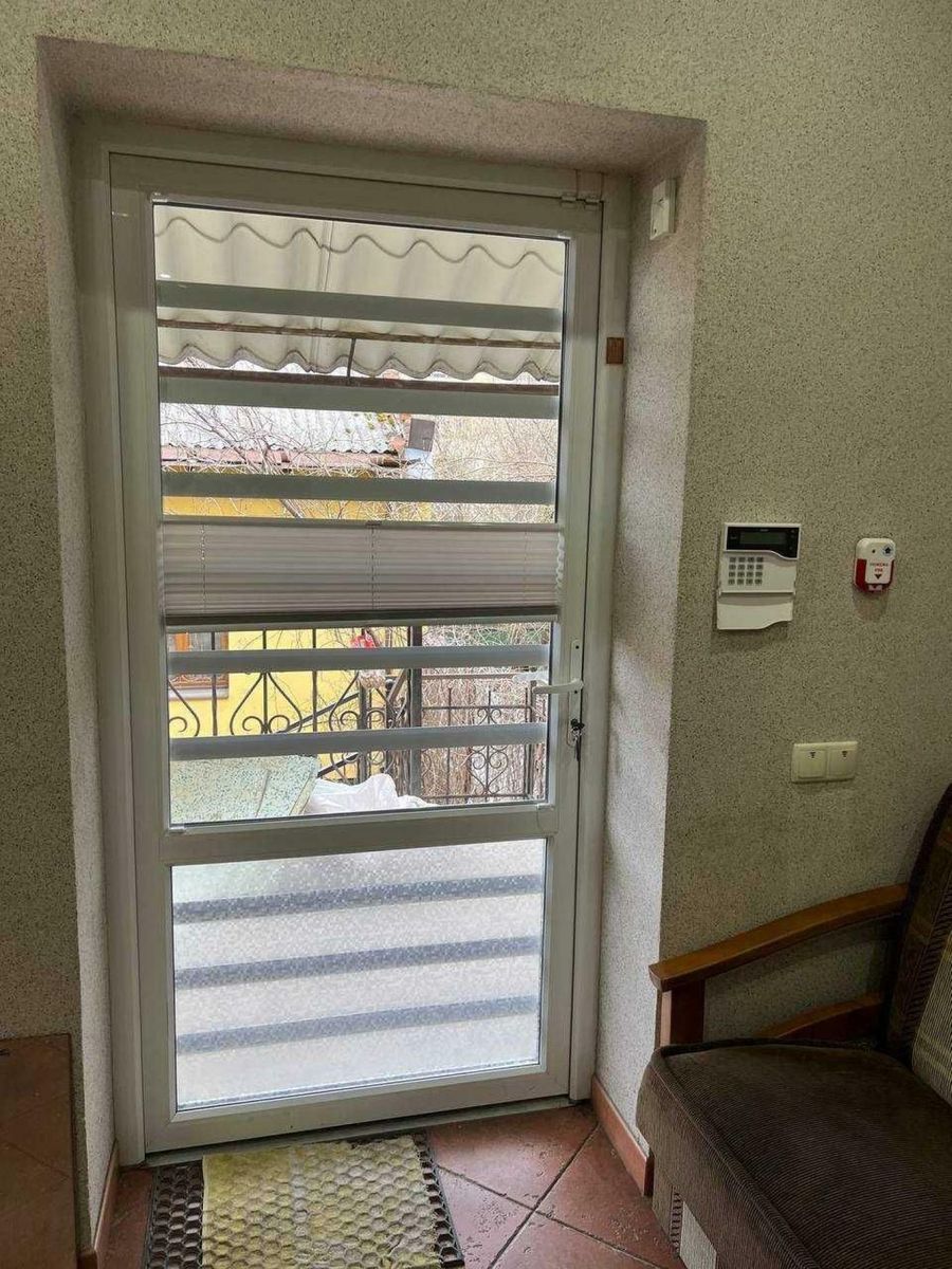 1835088411144519