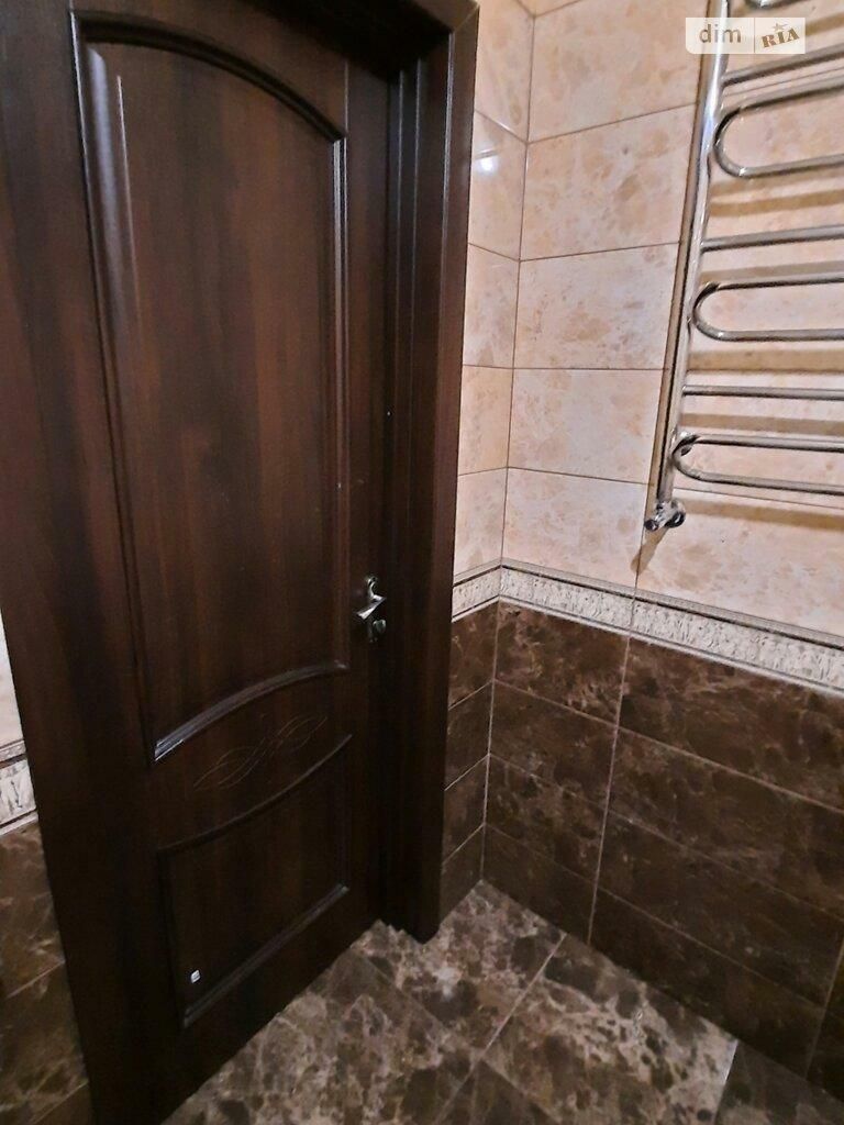 1824285359026052