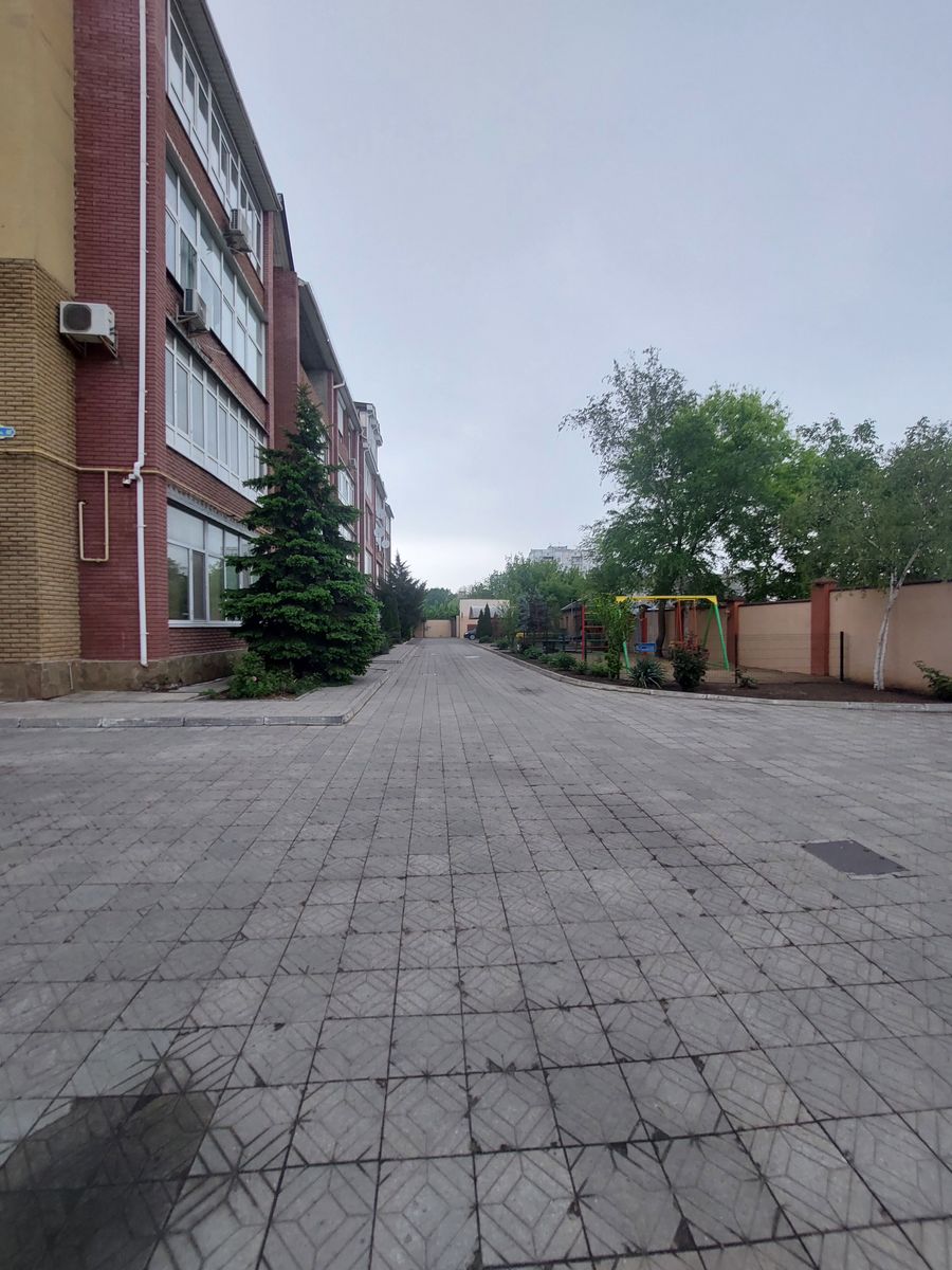 1831468850069520