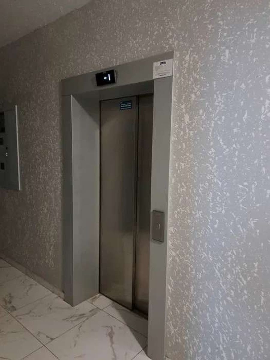 1839162126007520