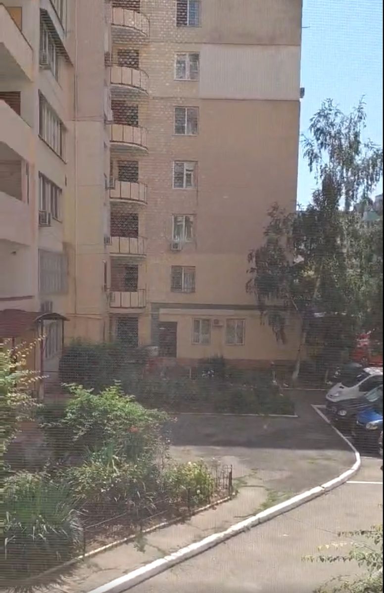 1839736383776522