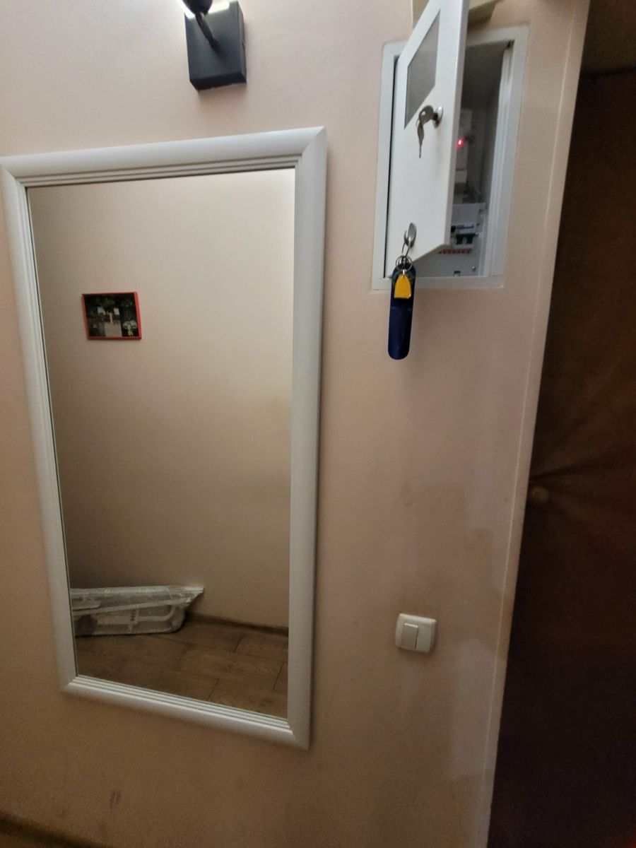 1834275487191524