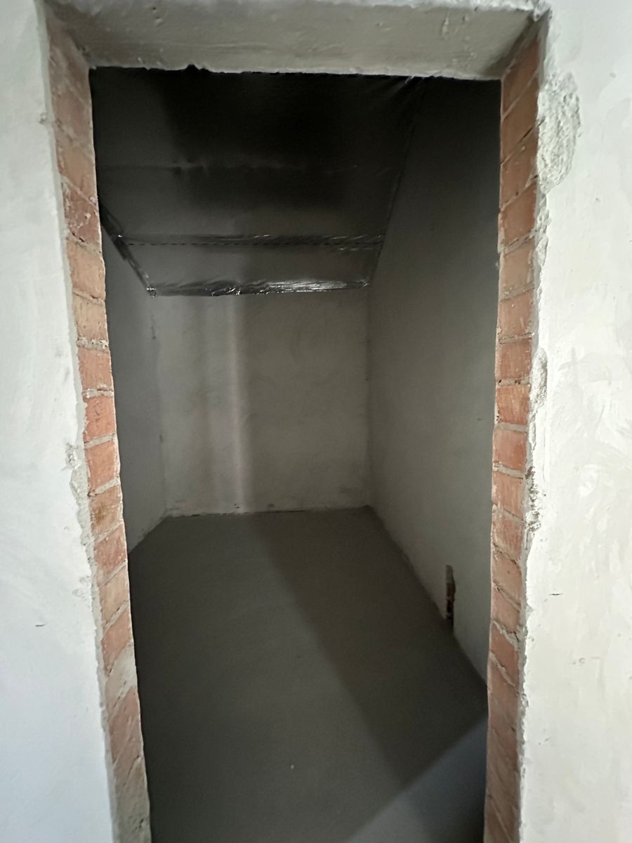 1835094230968524