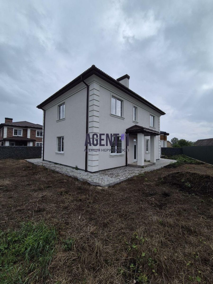 1835275272961525