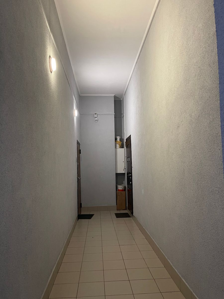 1836447968459526
