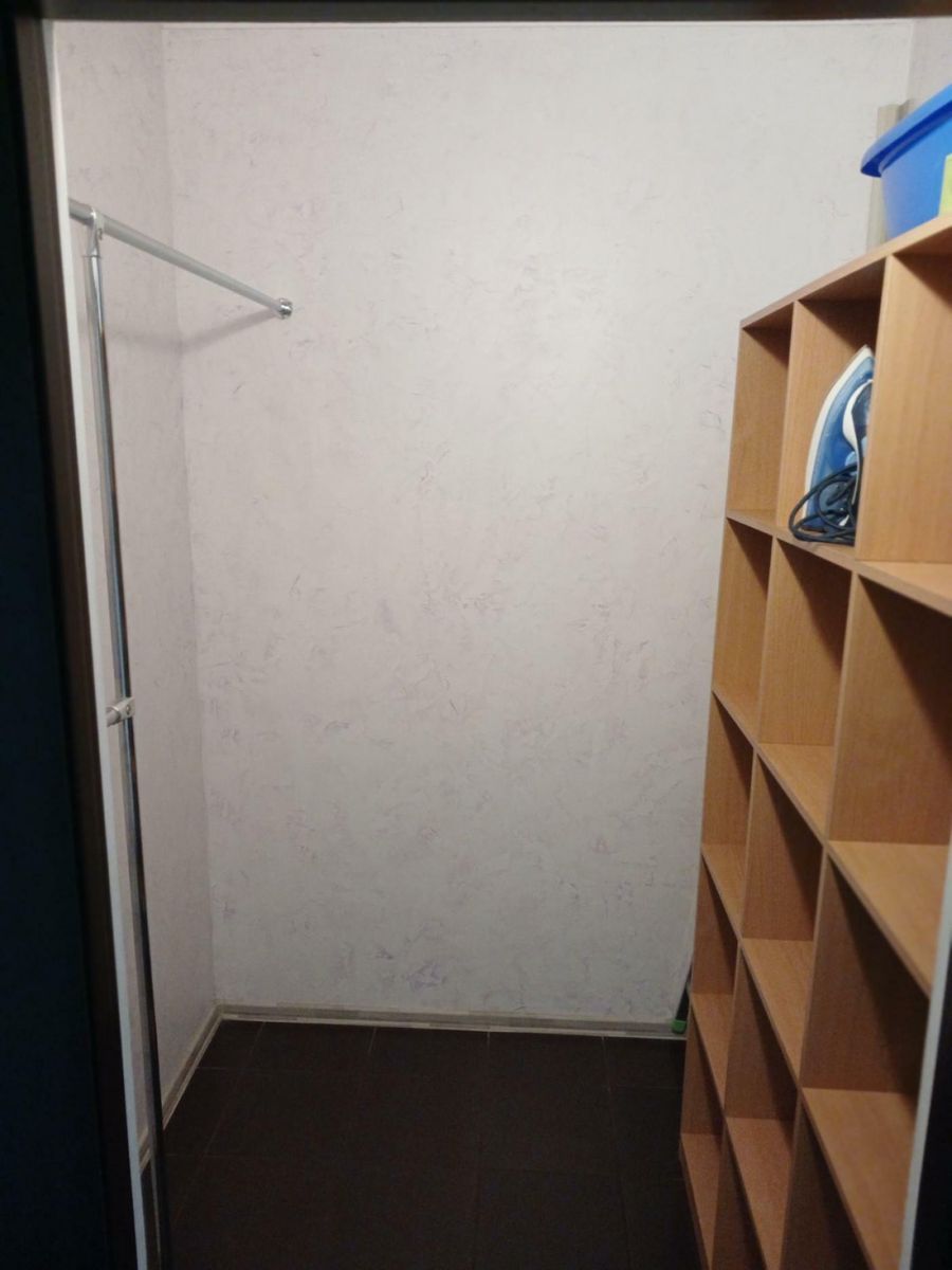 1831712752333528