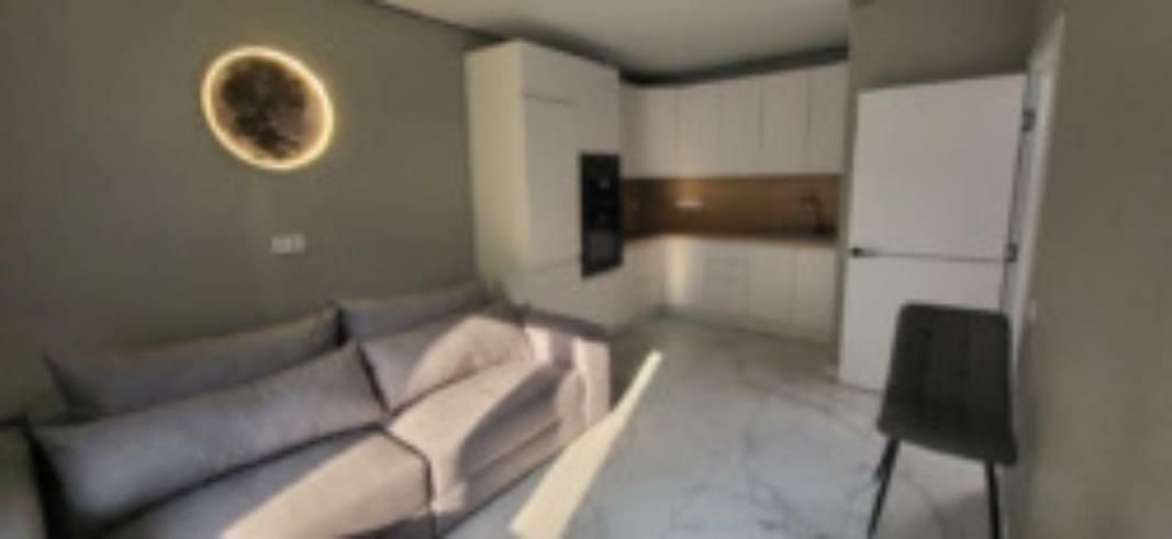 1837262788404528