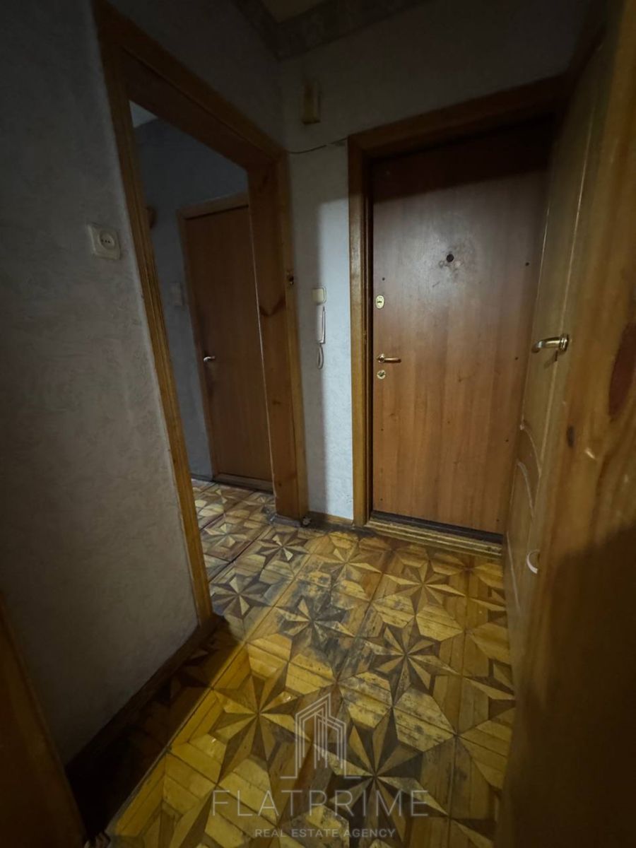 1831655354214529