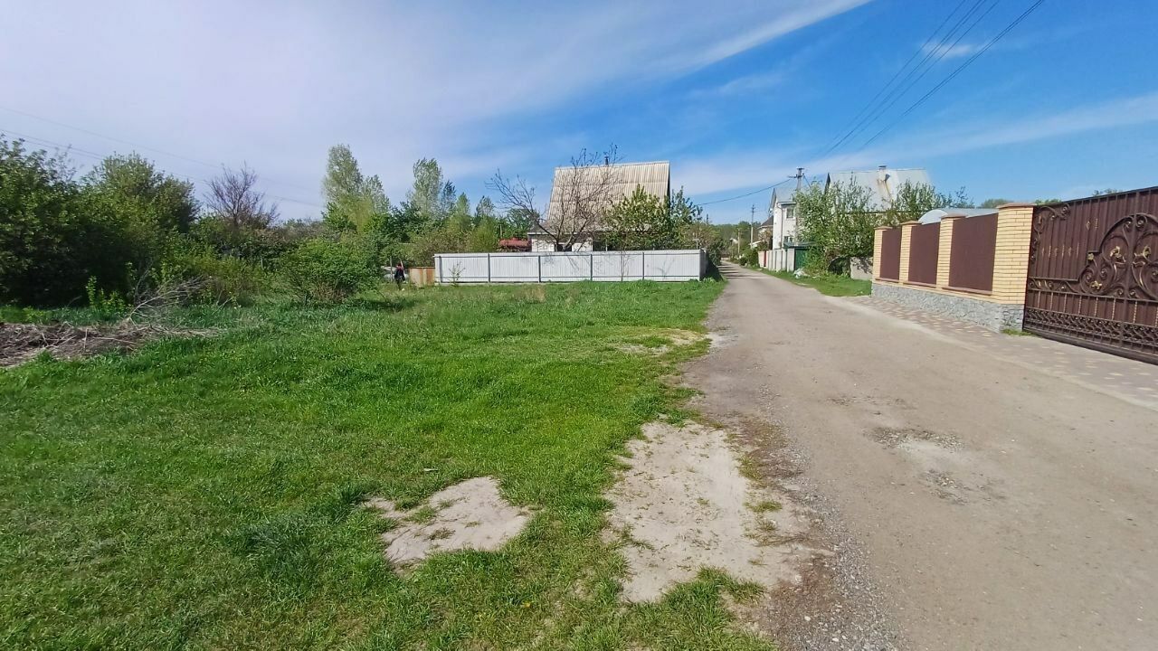 1835813750453529