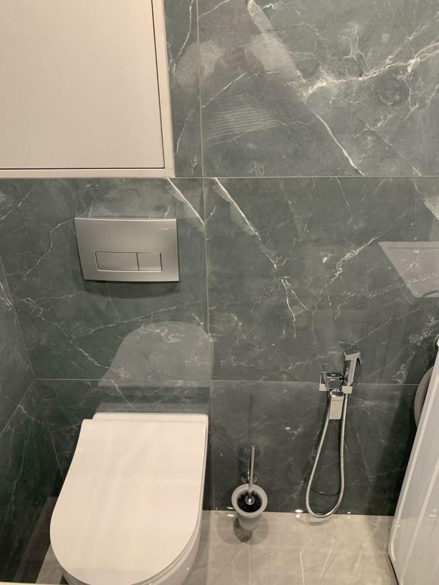 1835990731985053