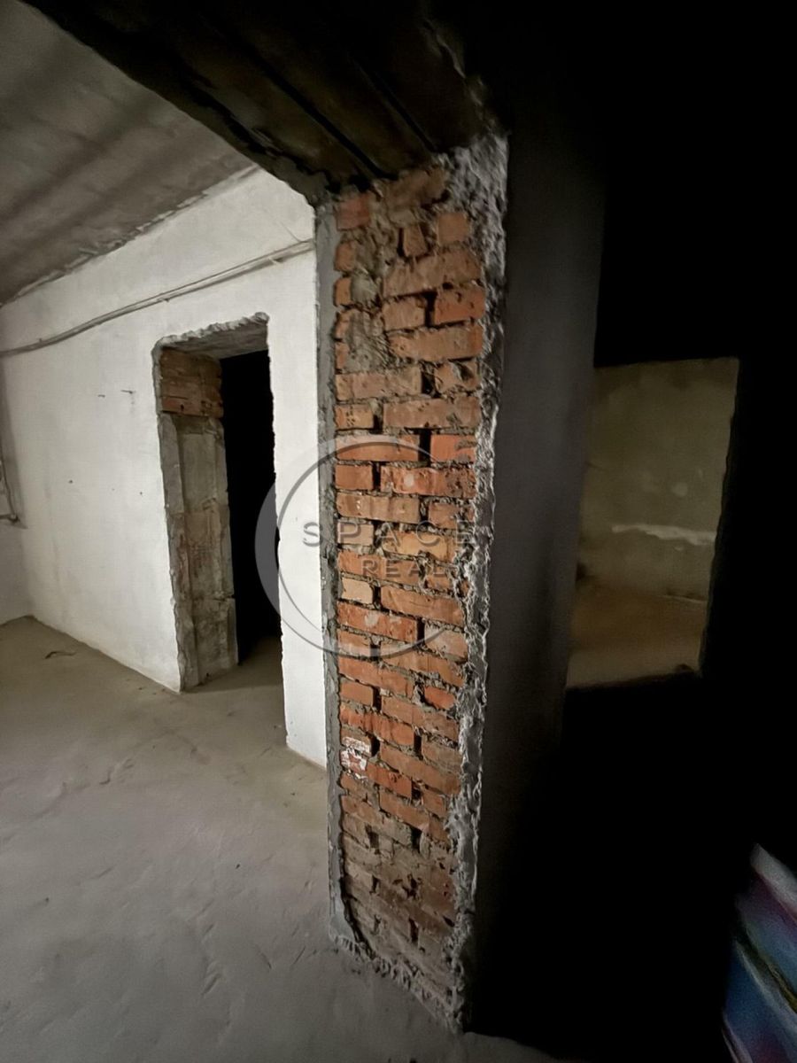 1835984399730530