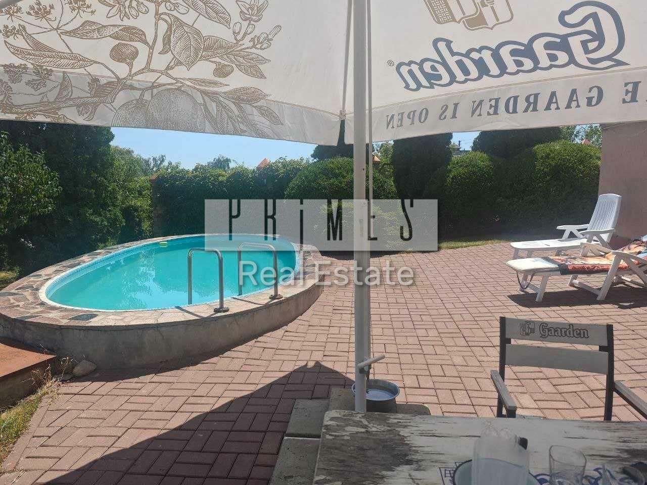 1836452359128532