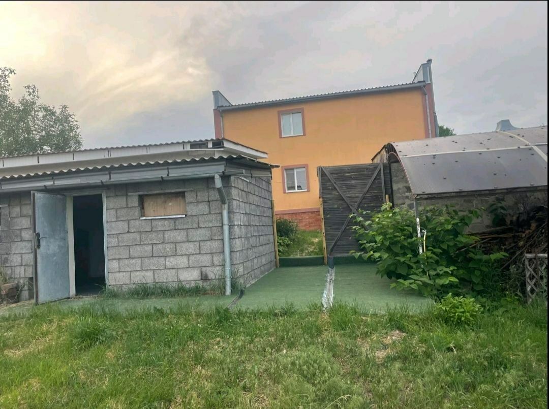 1837887720145532