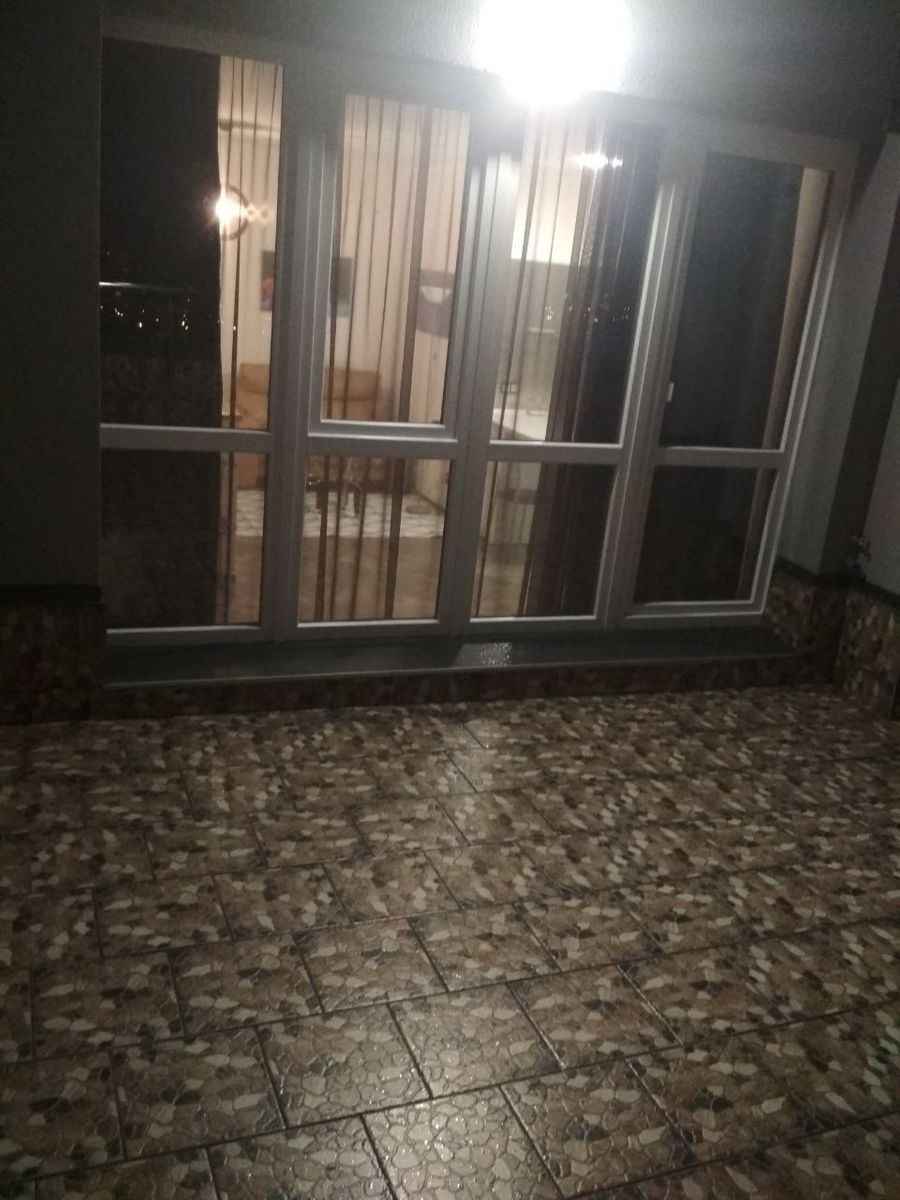 1839364644886532