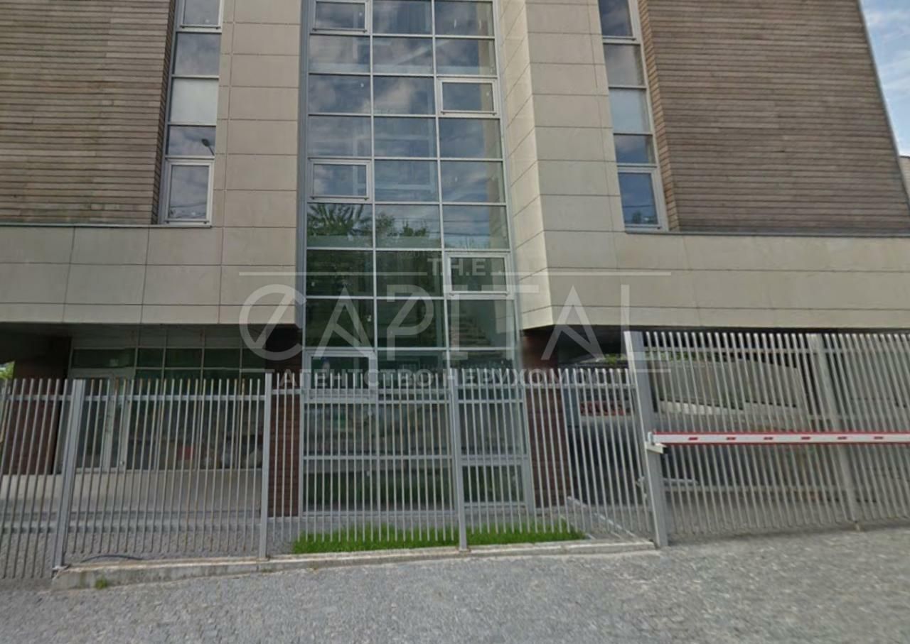 1835088619767533