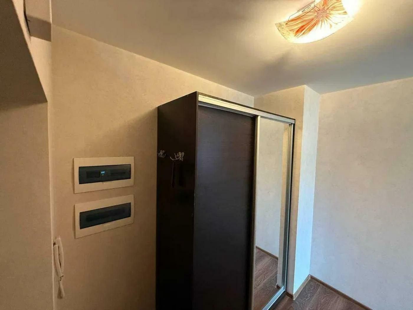 1835886119745533