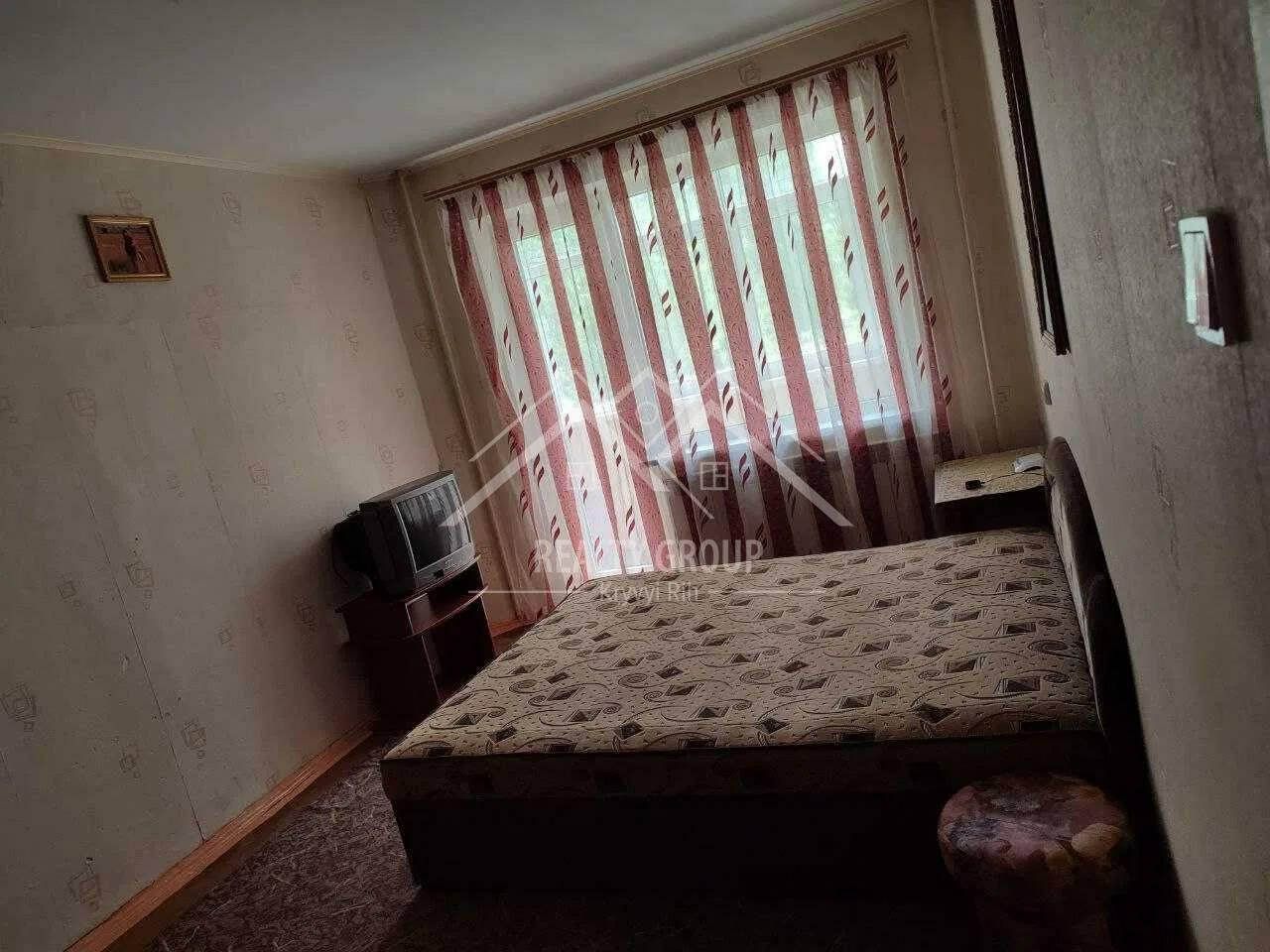 1832079856863535