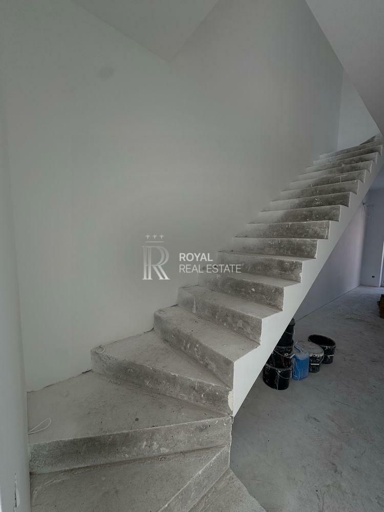 1839054144554535