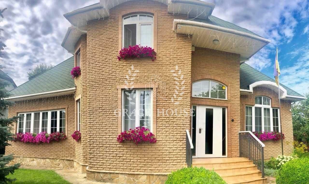 1837873426106536