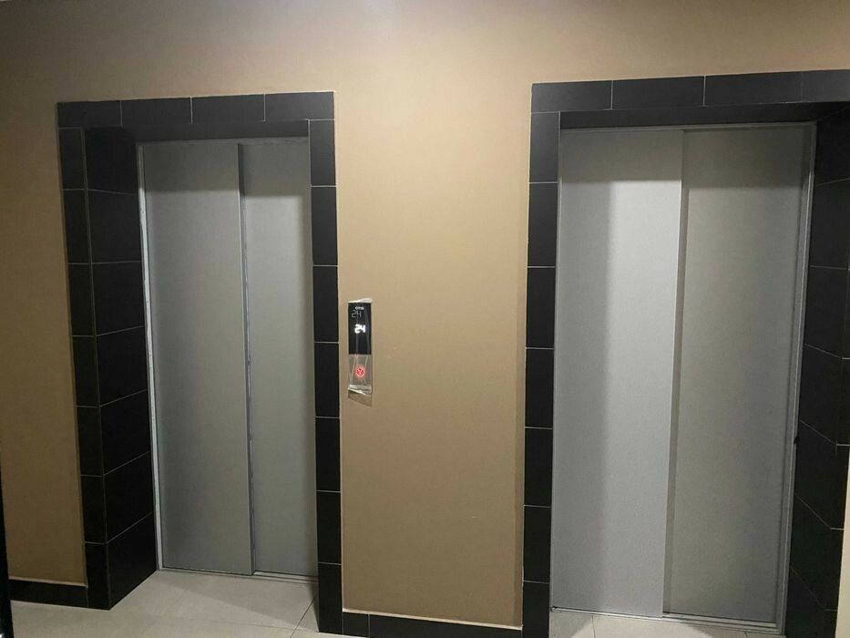 1830998436844537
