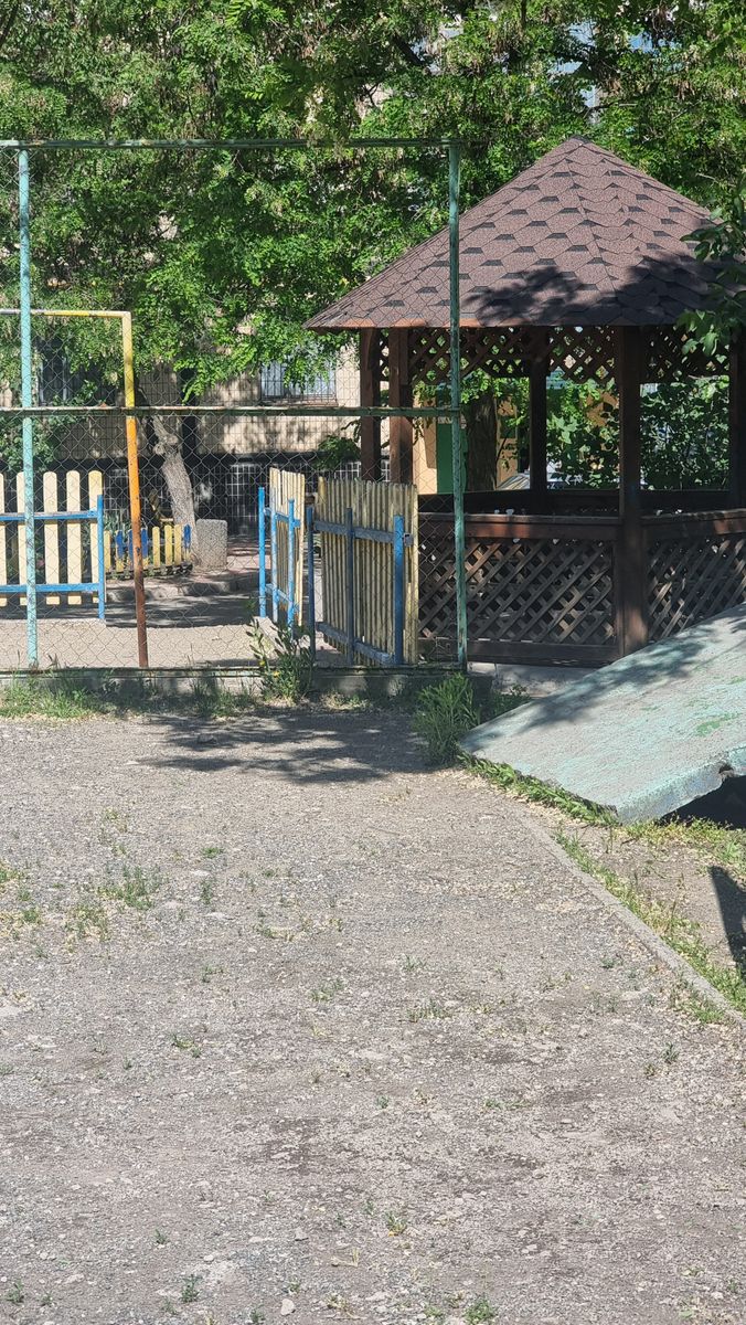 1835097757007538