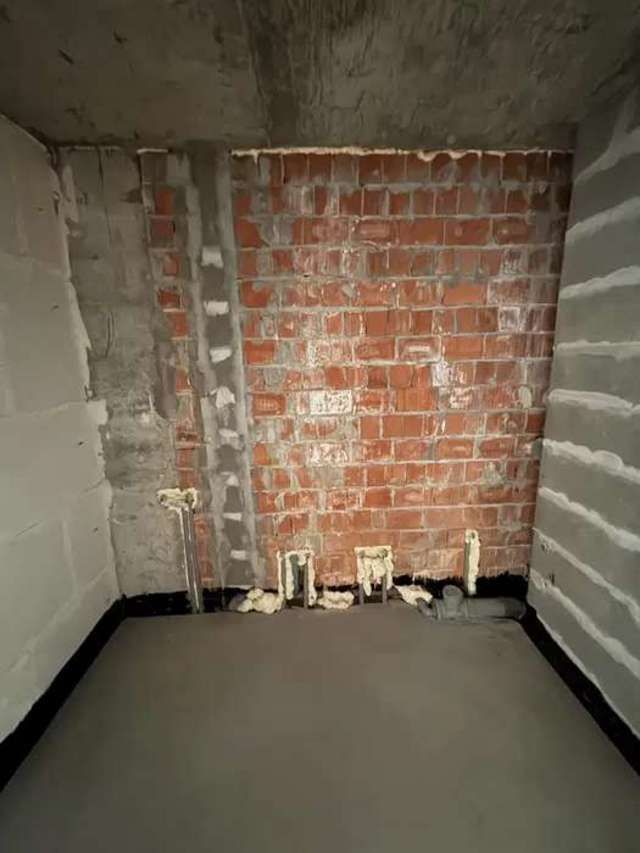 1841506089712538