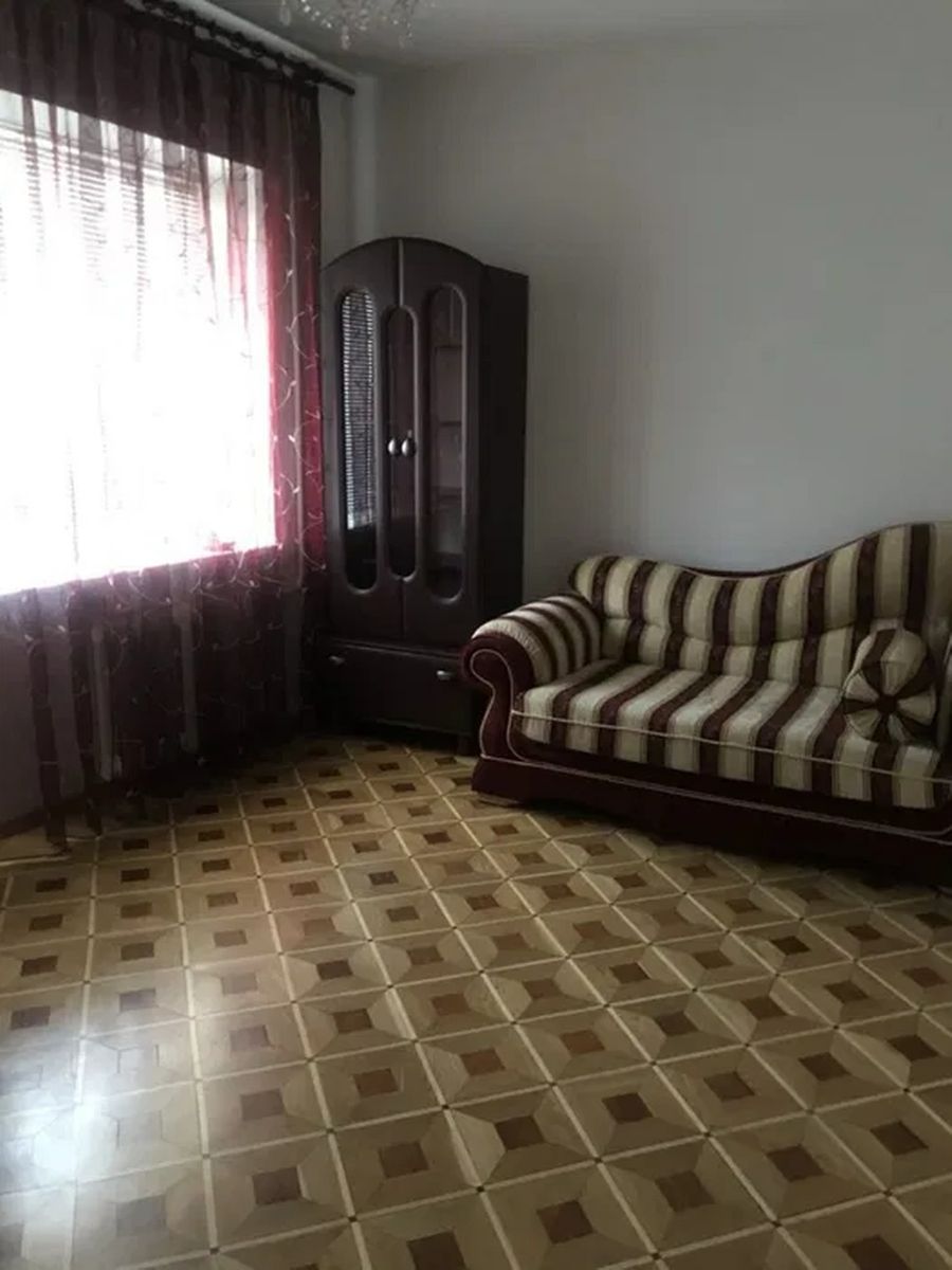 1838257879126539