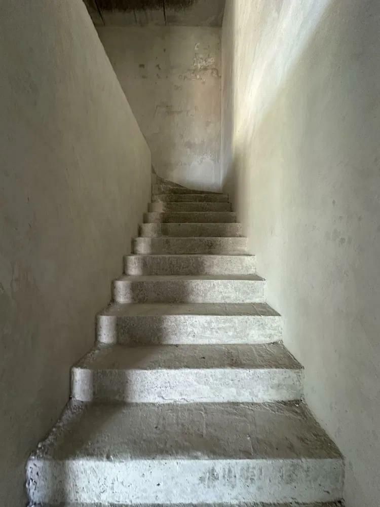 1827846112971054