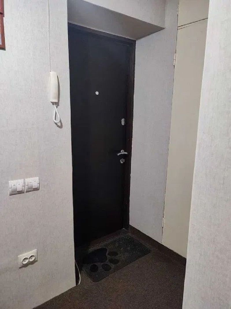 1835815346925054