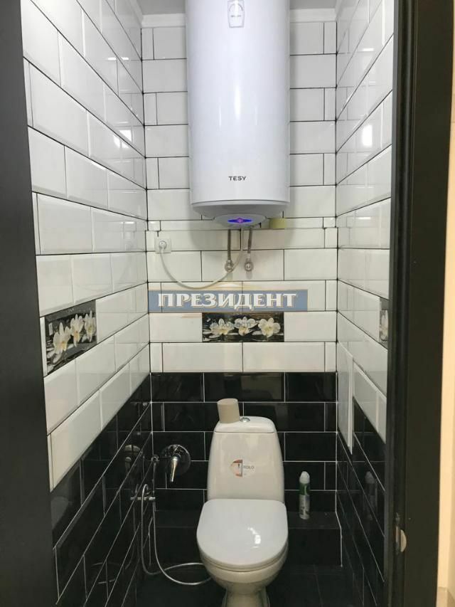 1837892579757054