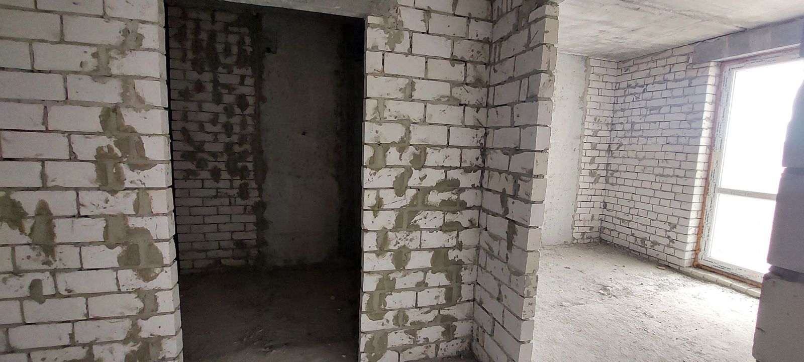 1833371916514540