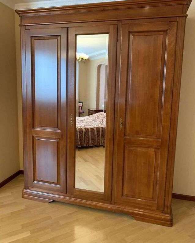 1835886596933541