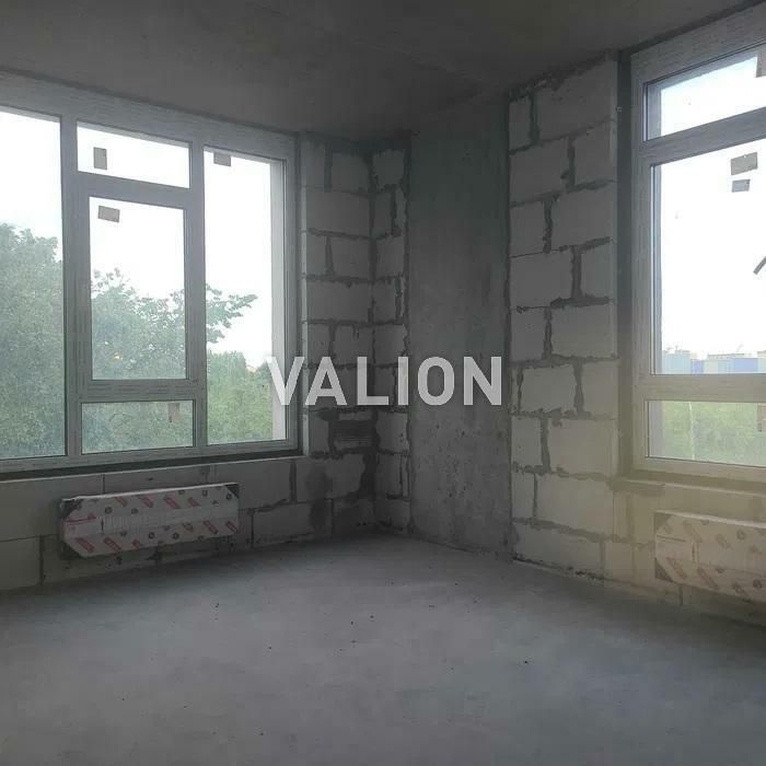 1831539708177542