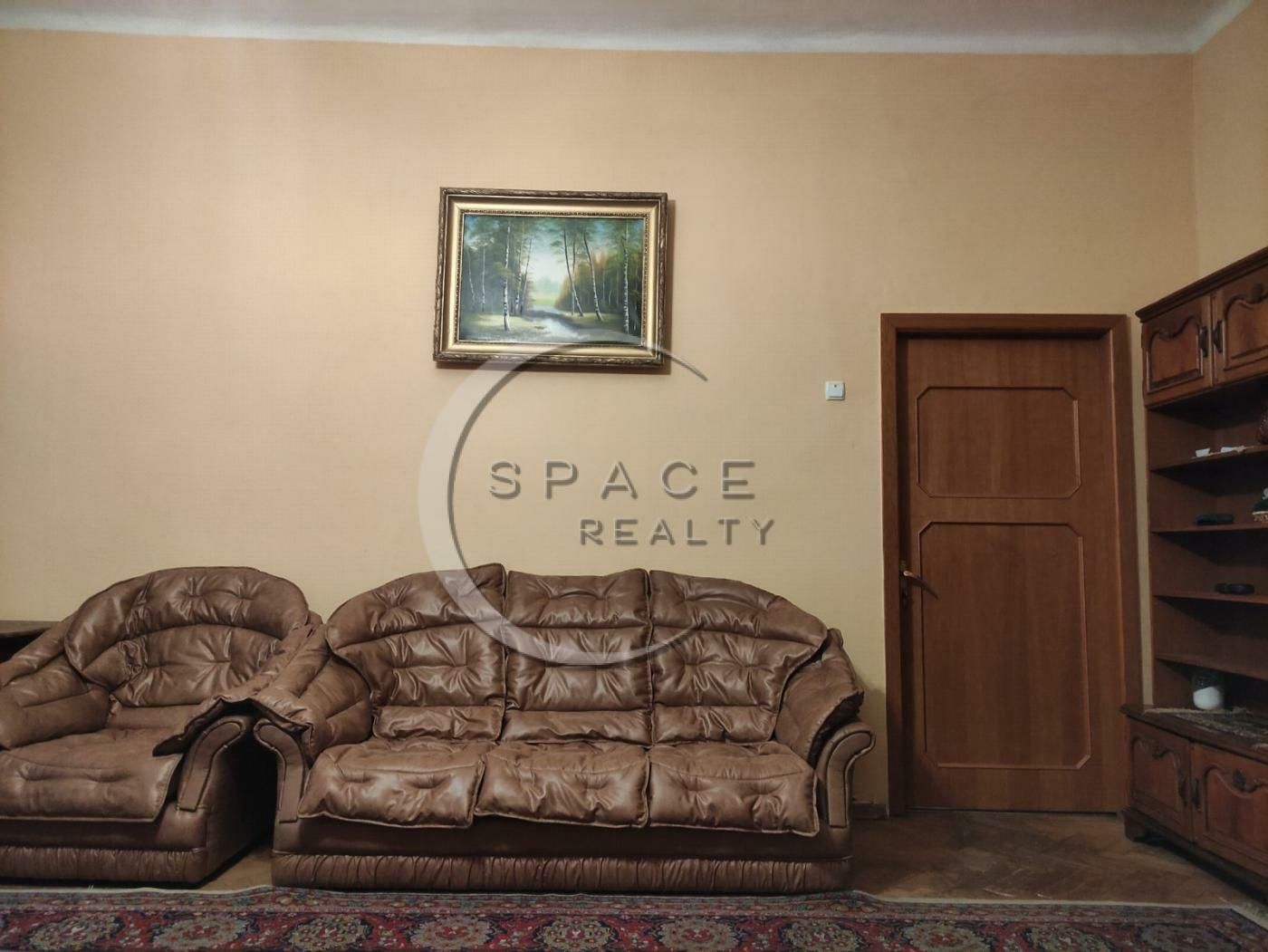 1835435459897542