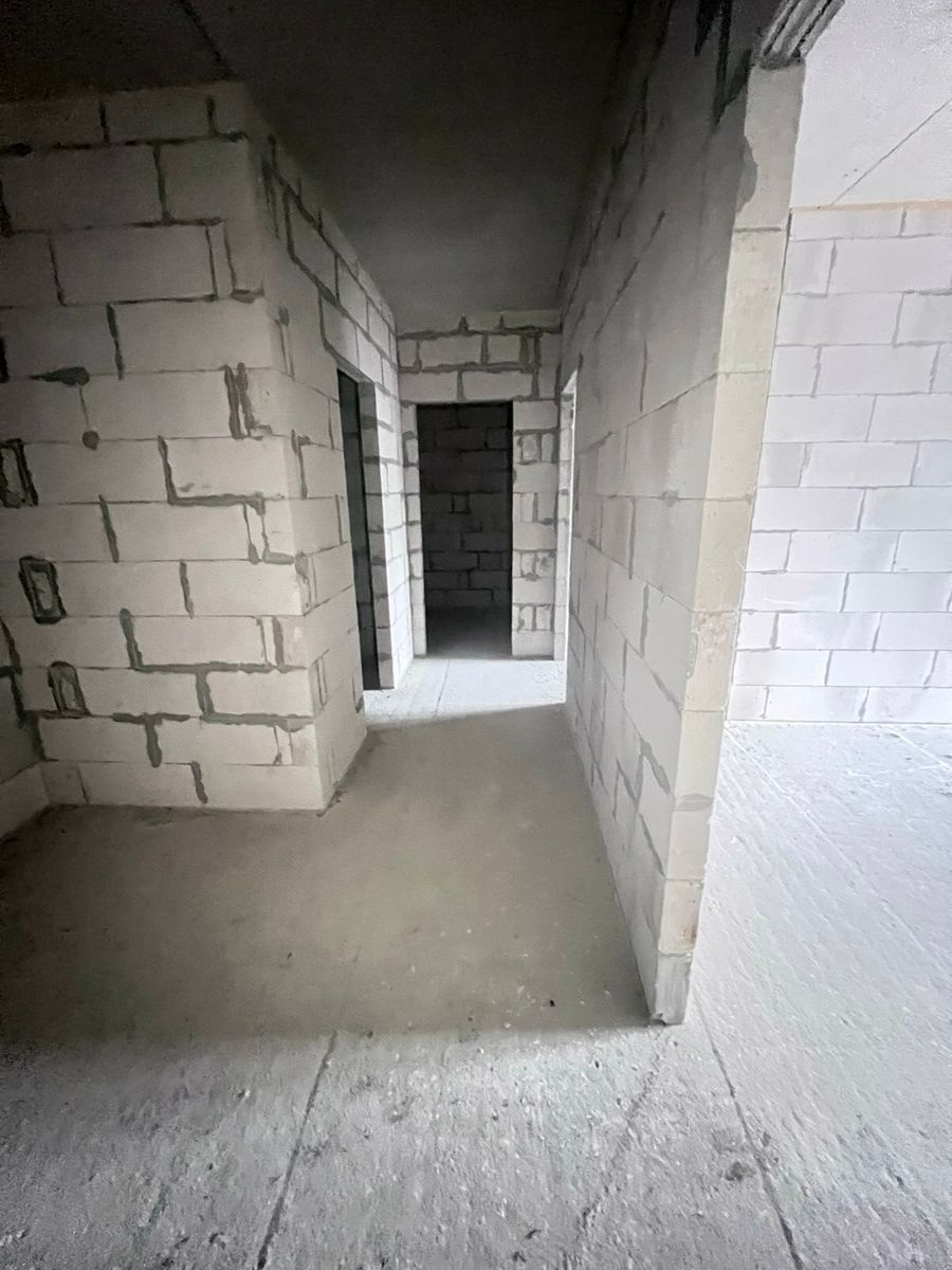 1830188381673544