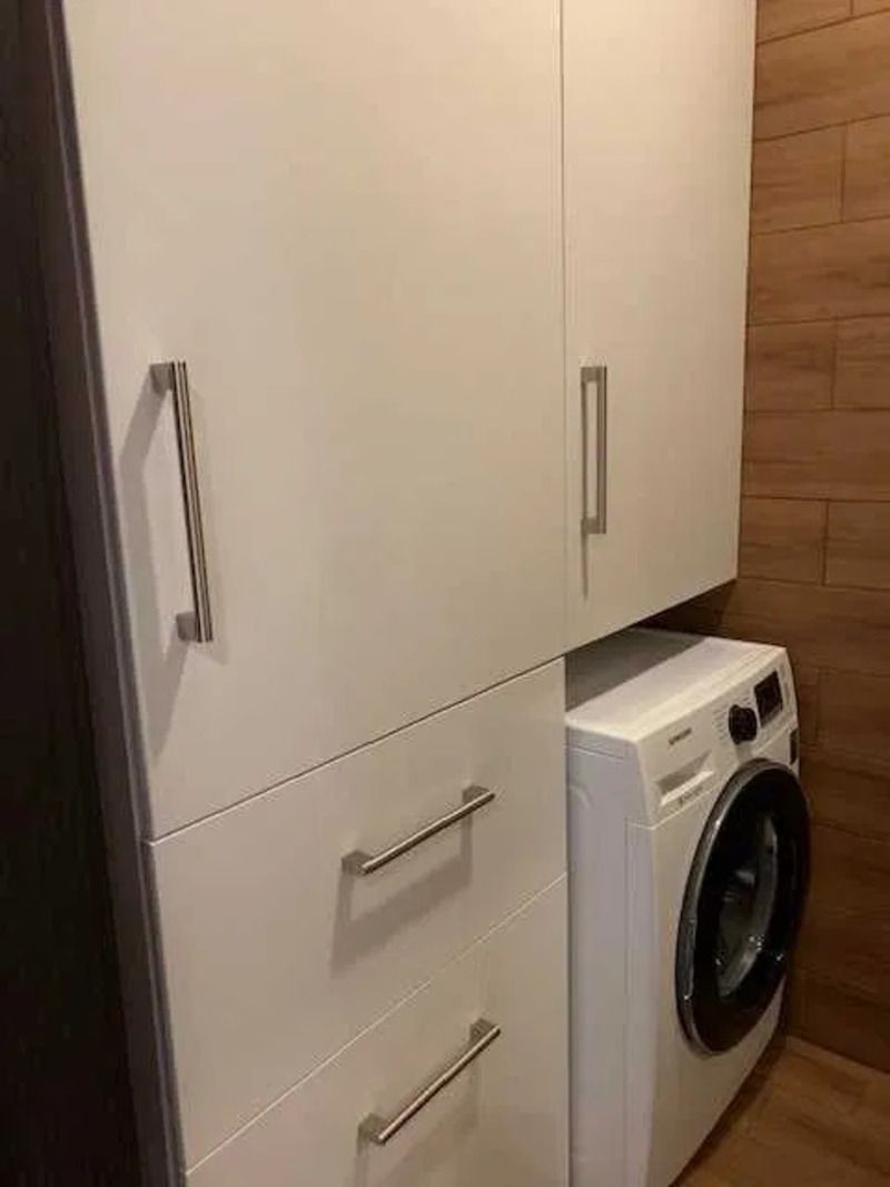 1831288966448544