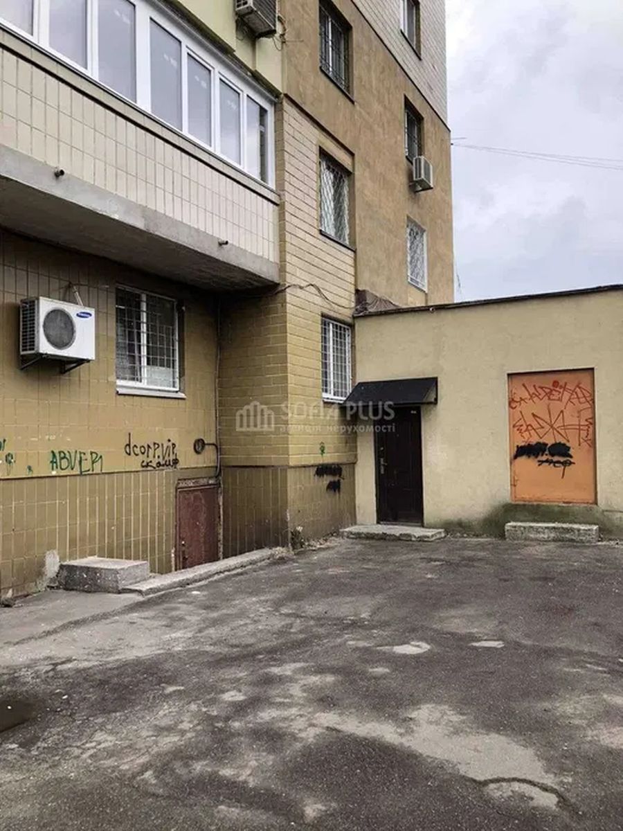 1835298073068544