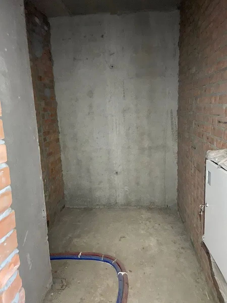 1835359341338544
