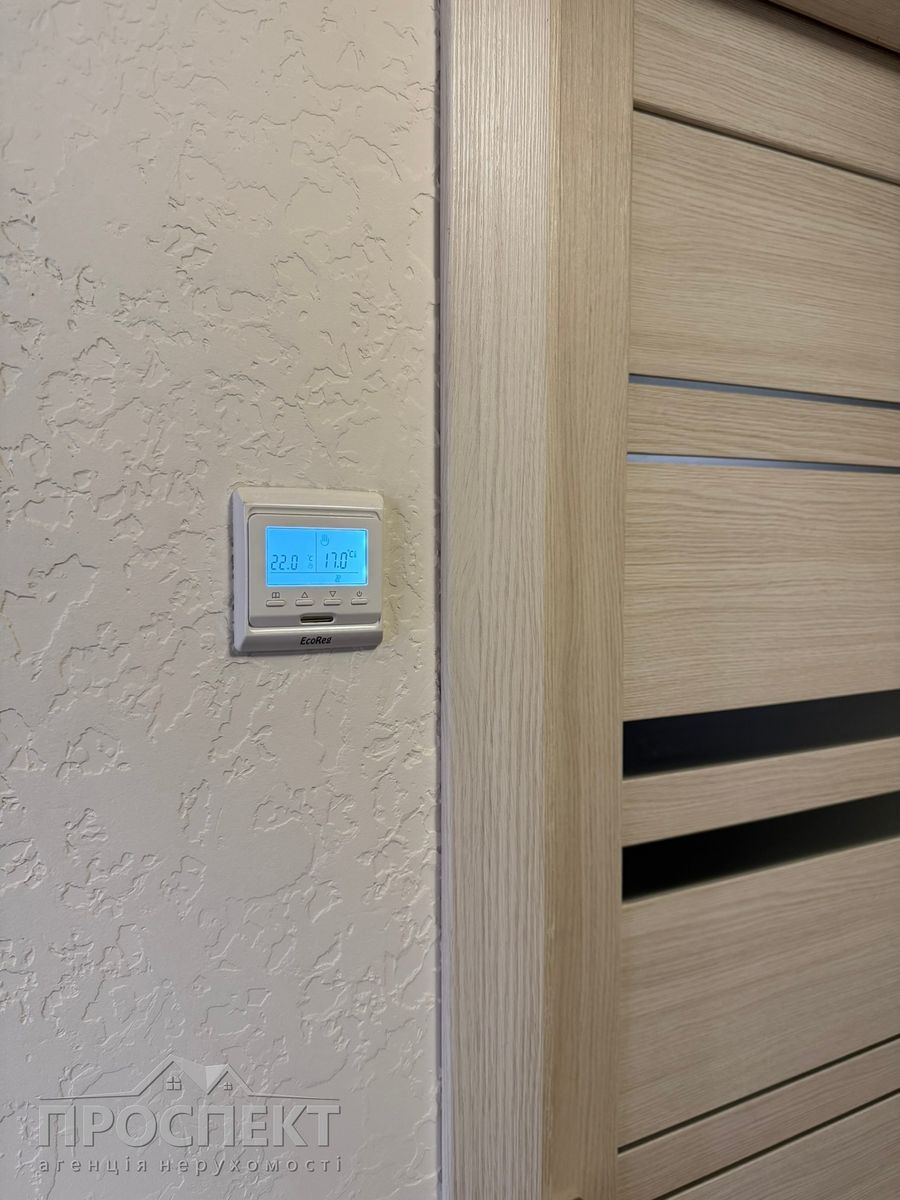 1830904314896545