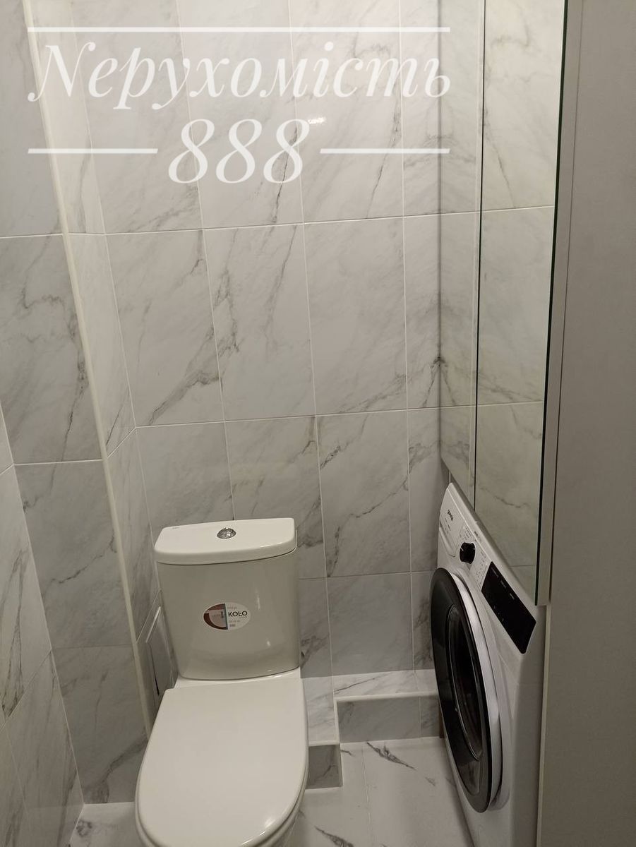1826845714346546