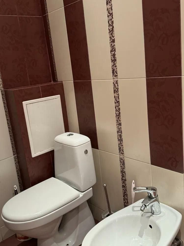 1831563455661550