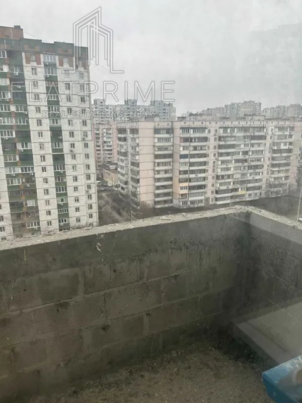1830824475443552