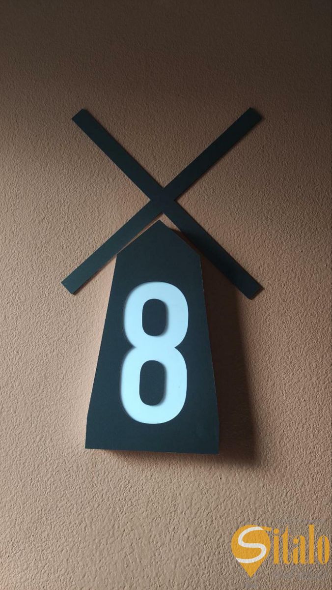 1833269173604552