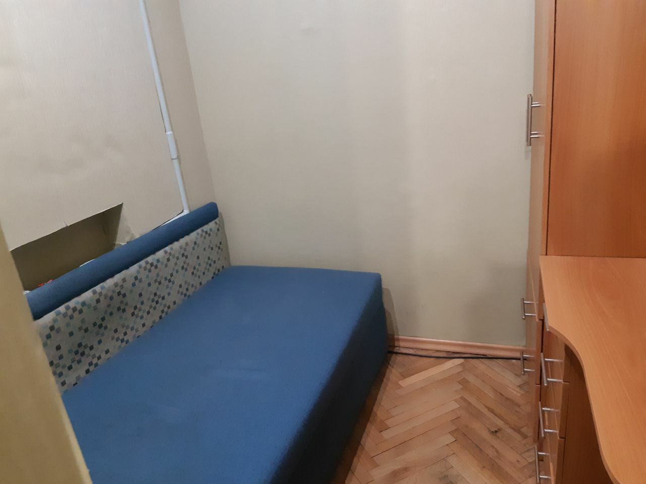 1836059913530552