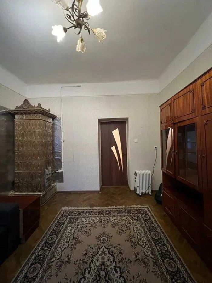 1833996242391554