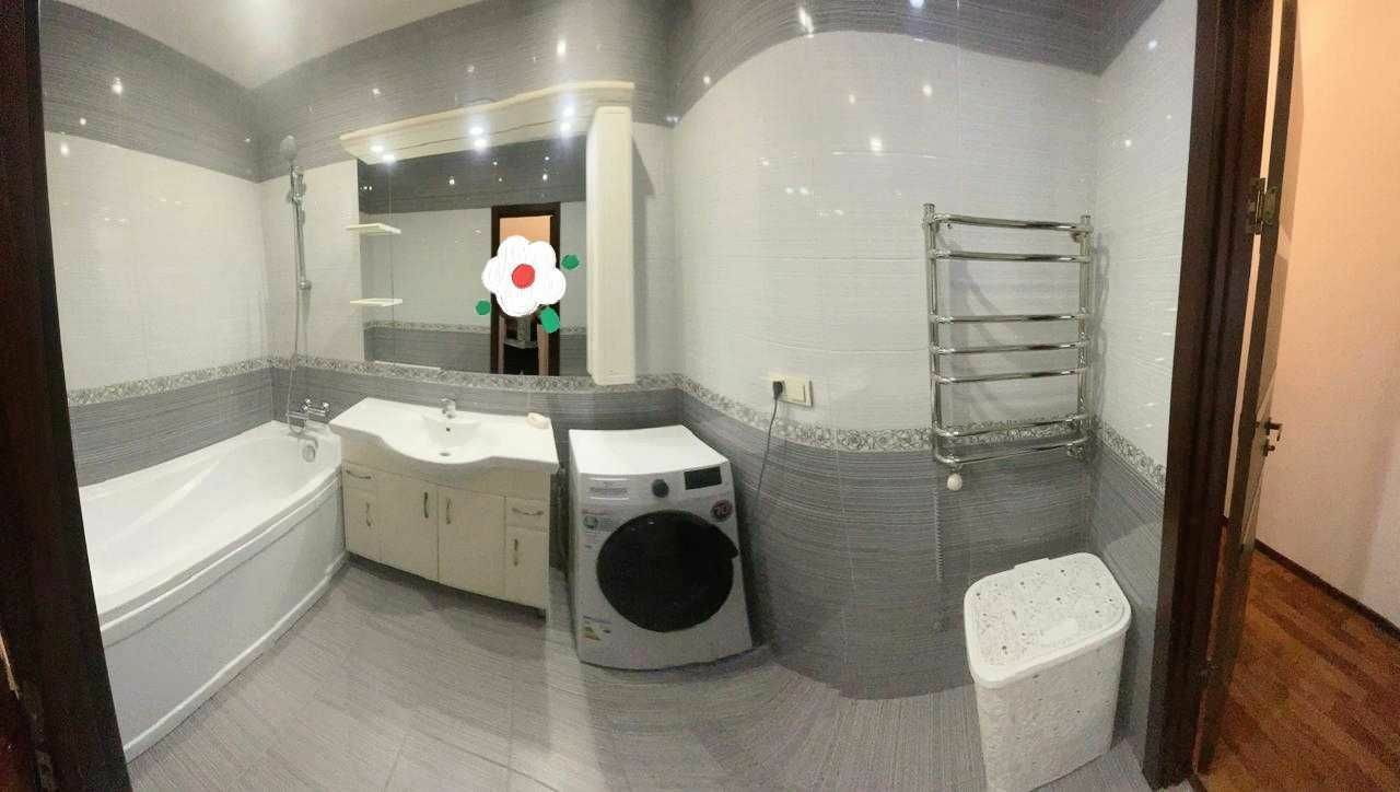 1831979293176555