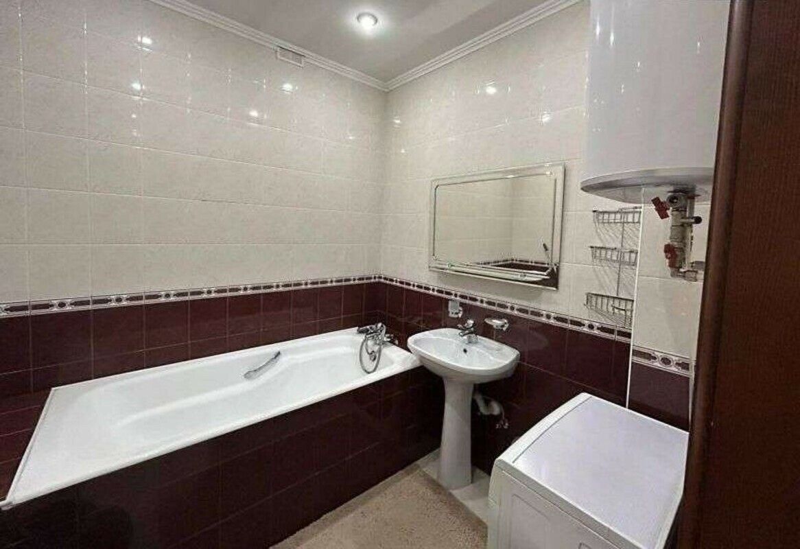 1837610946901555