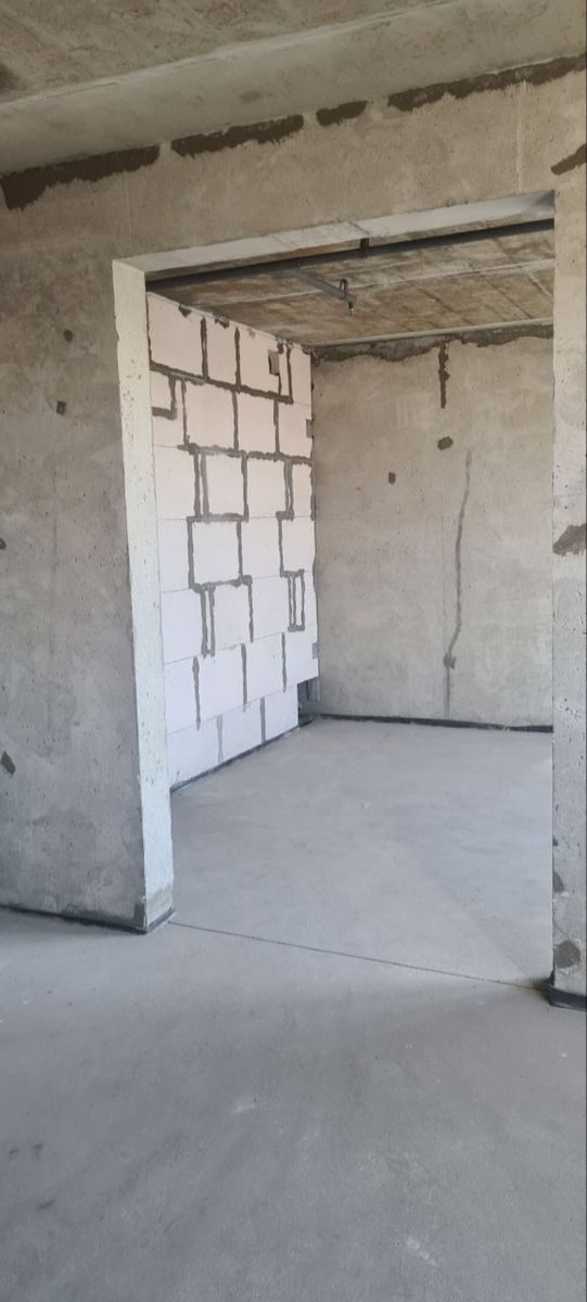 1841783083065555
