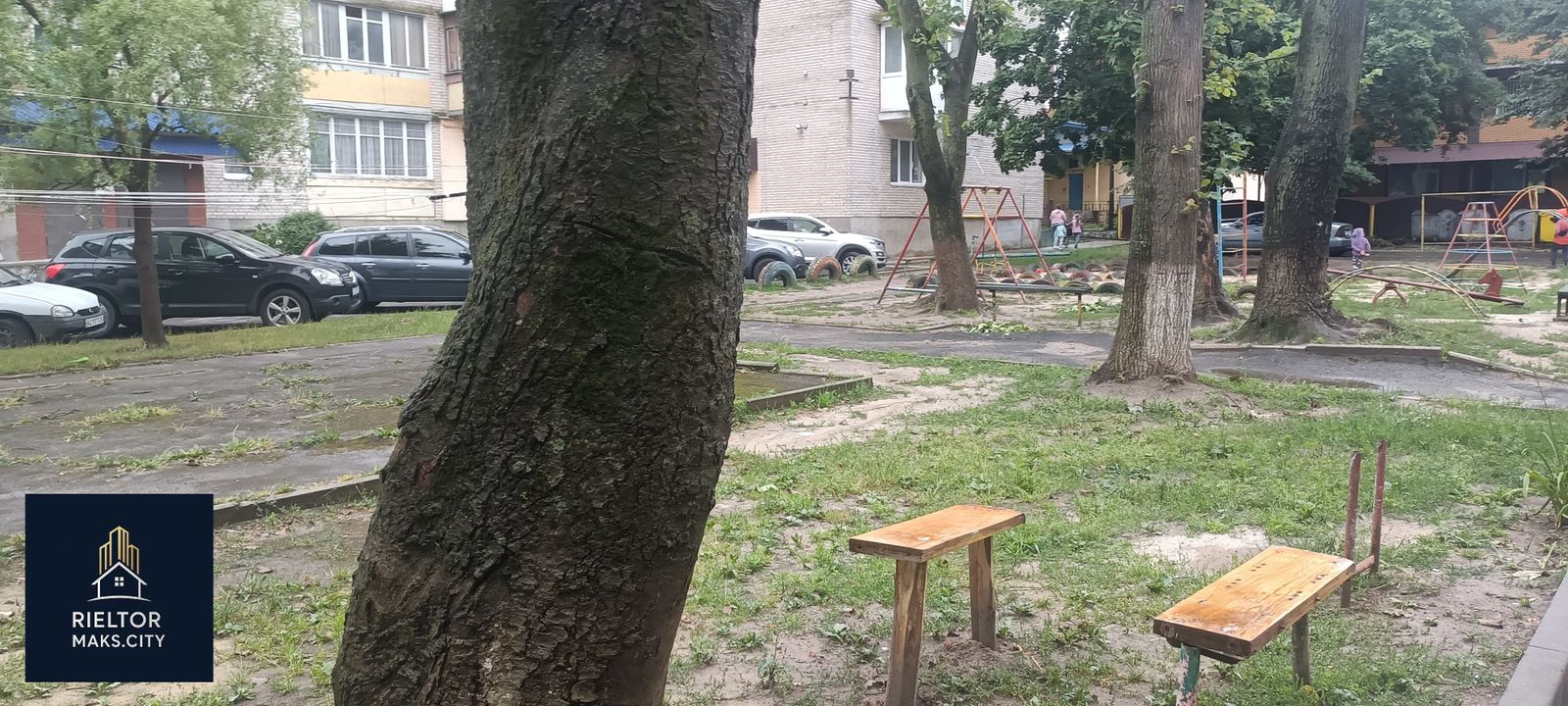 1837294119447556